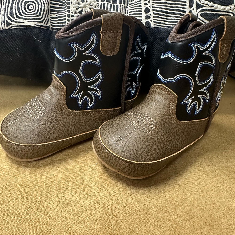 Ariat Brown and Black Boots with Soft Sole